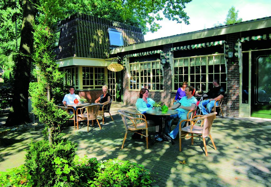 Roompot Recreatiepark De Tolplas Vriezenveen Exteriör bild