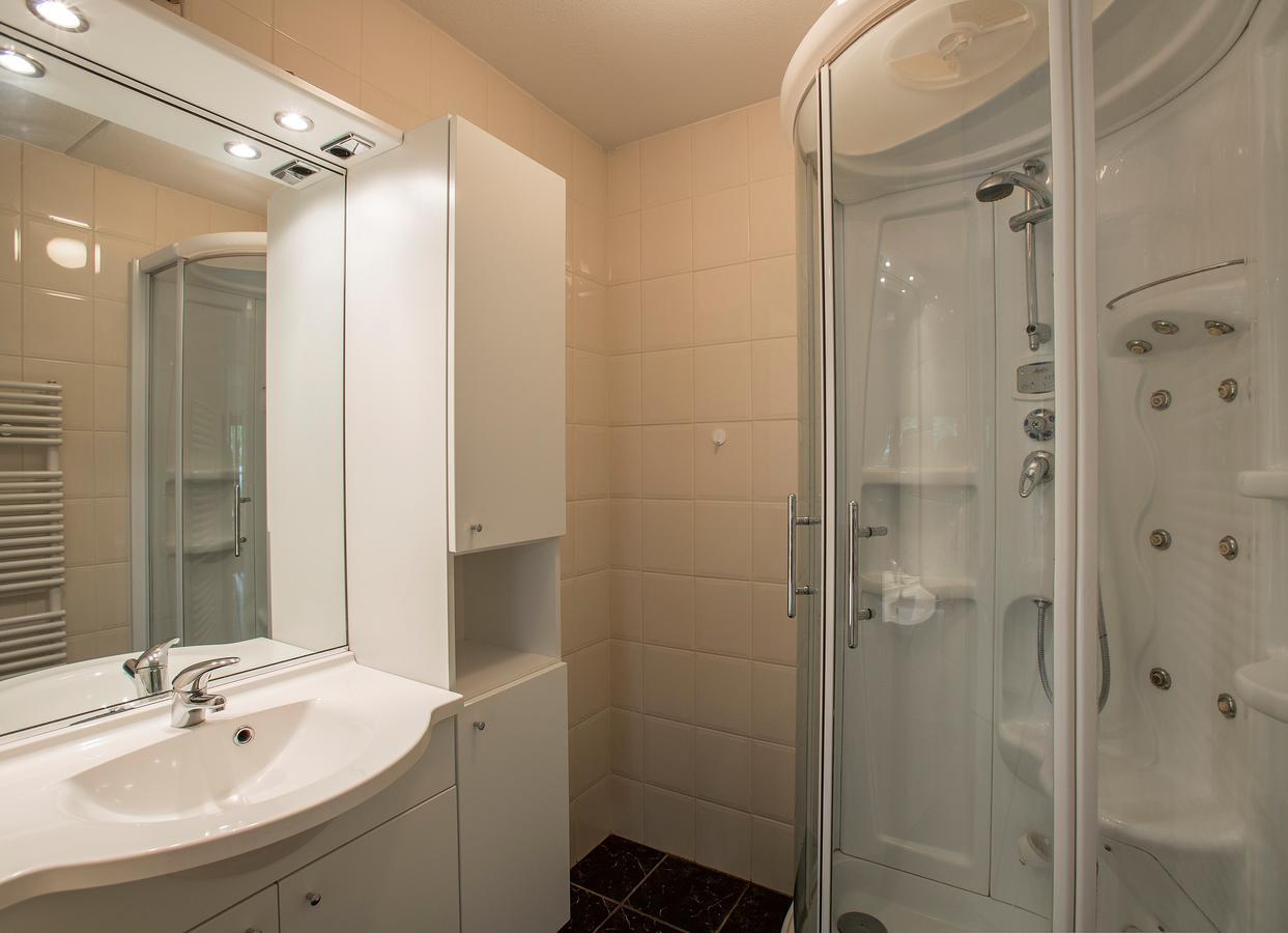 Roompot Recreatiepark De Tolplas Vriezenveen Rum bild