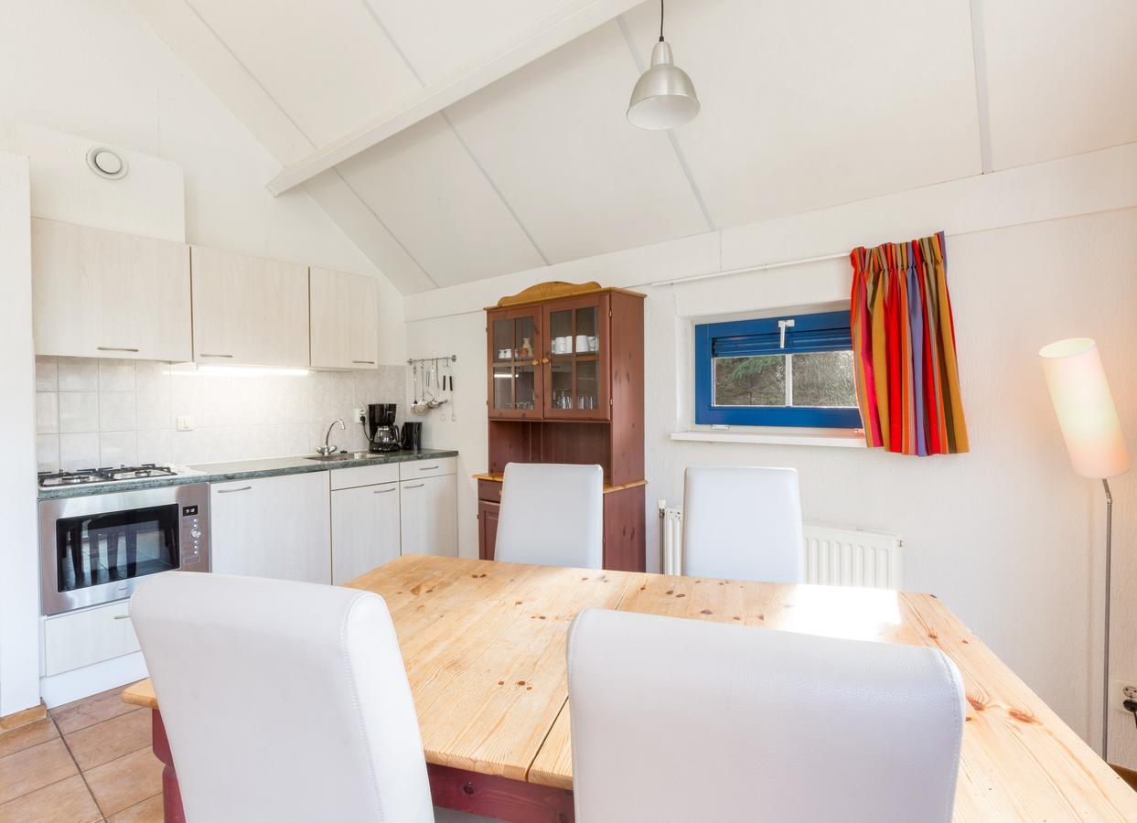 Roompot Recreatiepark De Tolplas Vriezenveen Exteriör bild